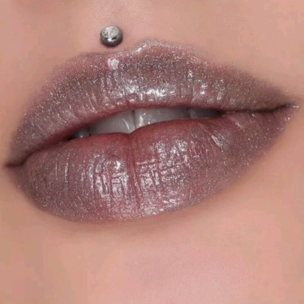 Jeffree Star THE GLOSS - Funeral Parlour